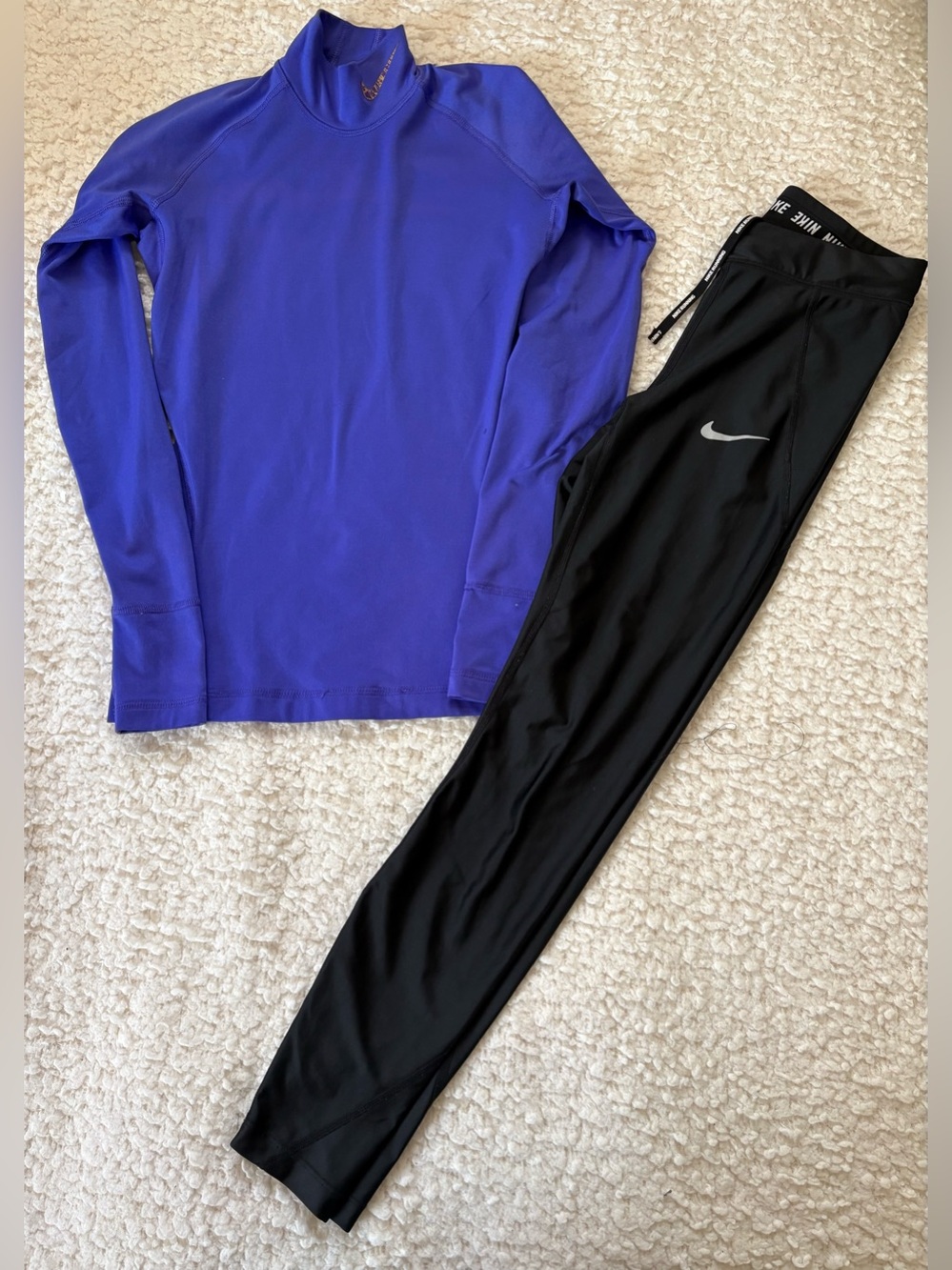 Nike Women’s Activewear Set XS – Dri-FIT Leggings & Purple Long Sleeve Top